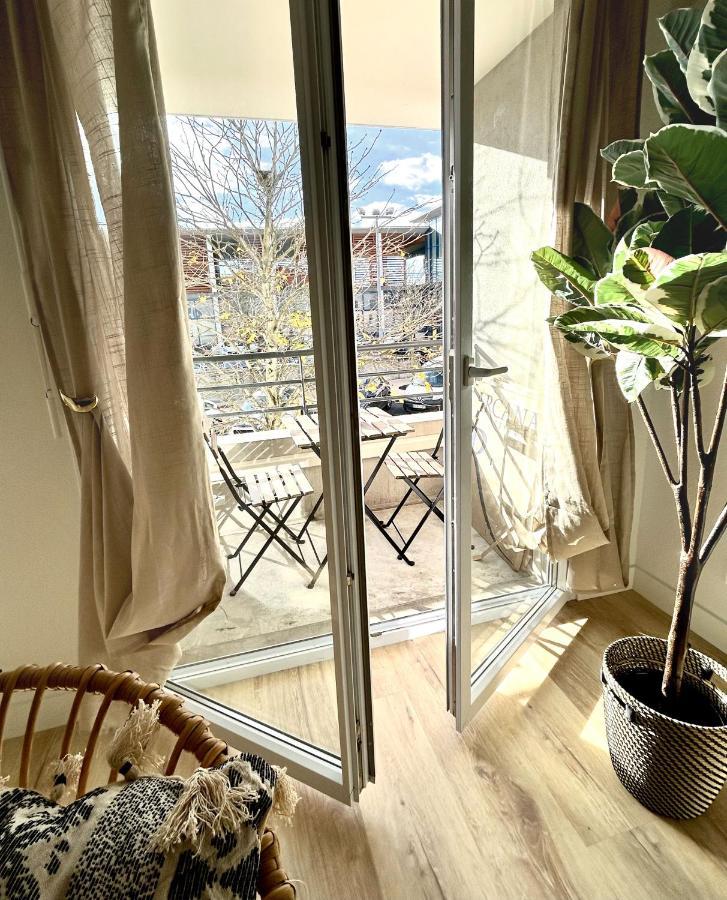 Modern 1 Bdr + Balcony + Free Parking + Ac + Pool Lejlighed L'Isle-d'Abeau Eksteriør billede